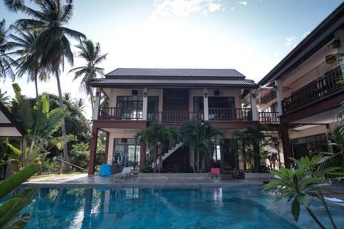 Coconut Tree Homestay Ban Wa Thon Buitenkant foto